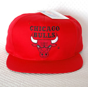 Image of Chicago Bulls Red Vintage Snapback Hat