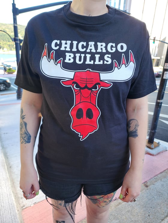 Image of Chicargo Bulls T-Shirt Pre-Order