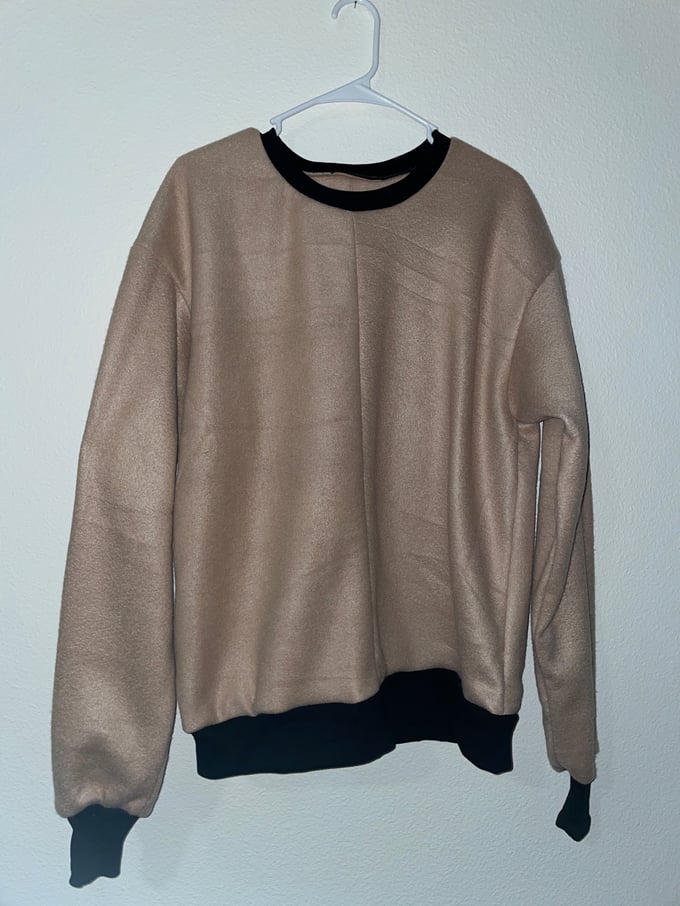 Image of Tan And Black Fleece Sweater