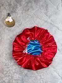 Image 1 of Tropical Striker | Bonnet