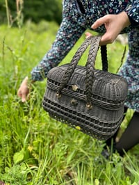 Image 5 of Magnifique panier en osier, à anses croisées, vannerie de Picardie, 1890!! 