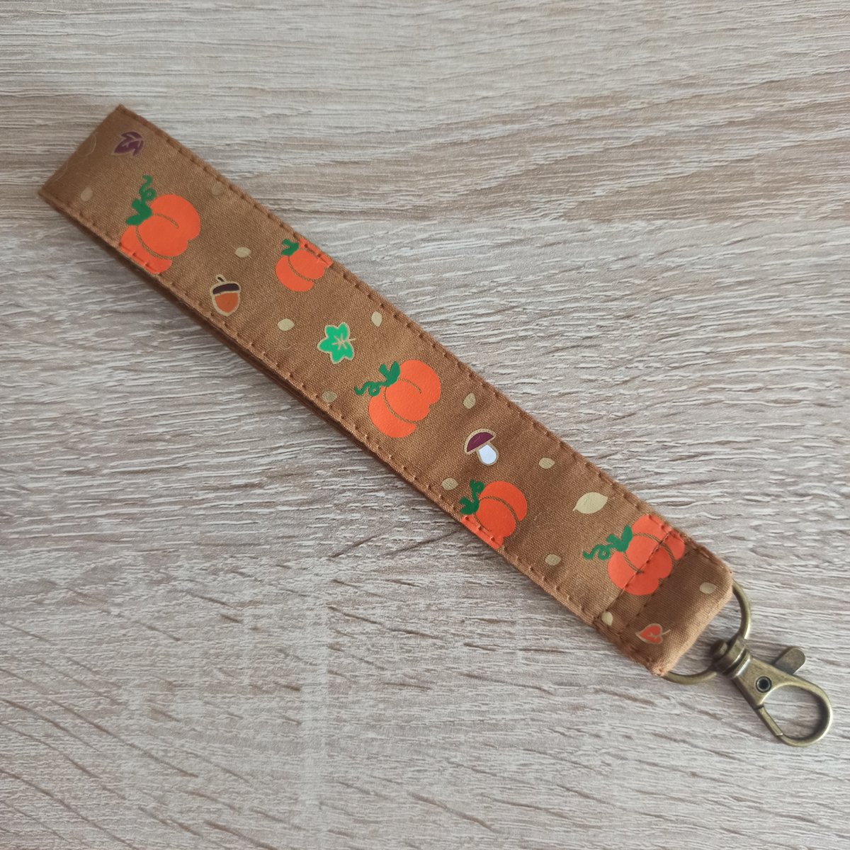 Image of Porte-clé lanière - Citrouilles