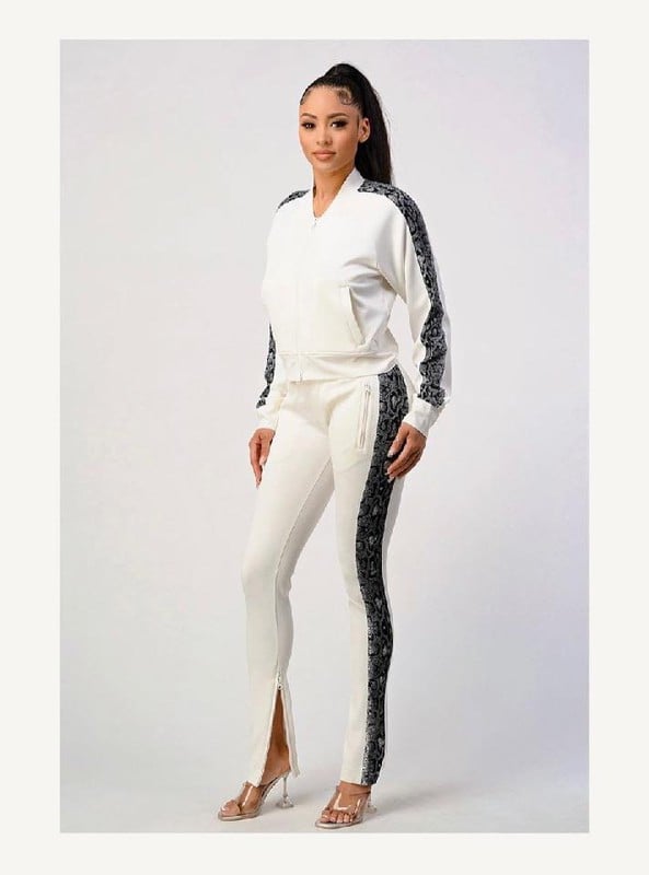 Image of 3PACK BADDIE SNAKE PRINTED SIDE JOGGER SET