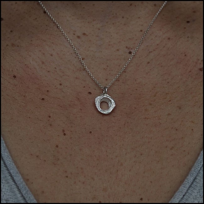 Rimmed Pendant