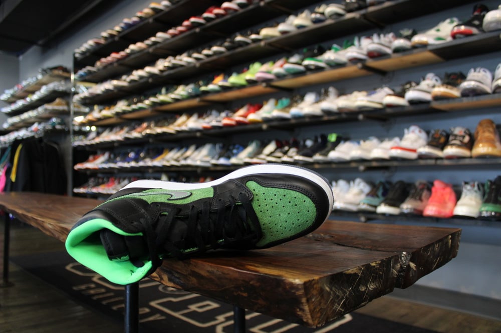 AIR JORDAN I RETRO HIGH ZM "ZEN GREEN" *USED*