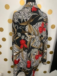 Image 5 of Maggie Sweet Zebra Floral Top - Size: M