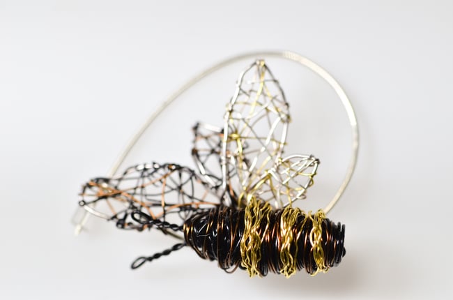Wire art bee brooch, Contemporary art jewelry
