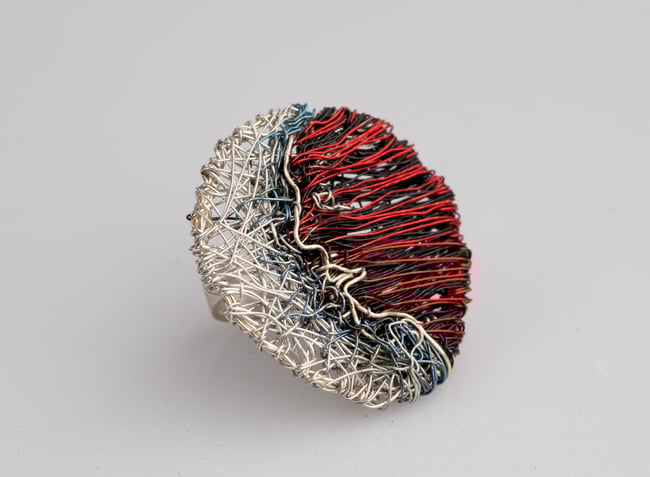 Wire sculpture face head ring, Contemporary Art jewelry