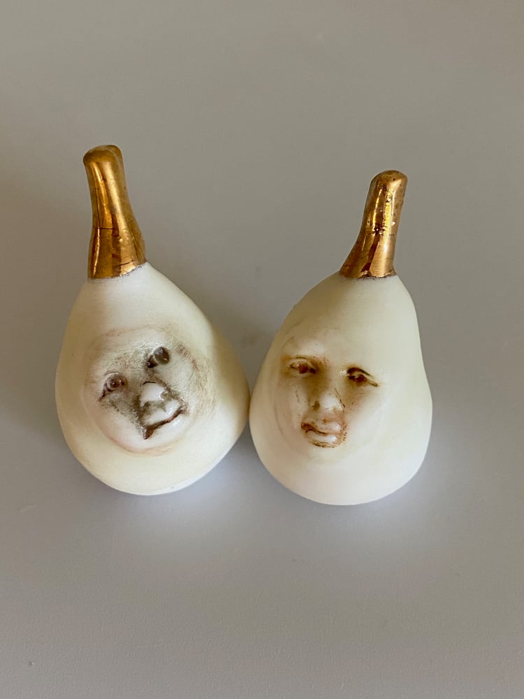 Image of Kissing Pears 'Bo and Billy'