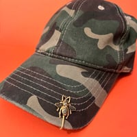 Bee Cap Clip