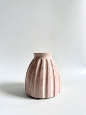 Image of Pink vase 6