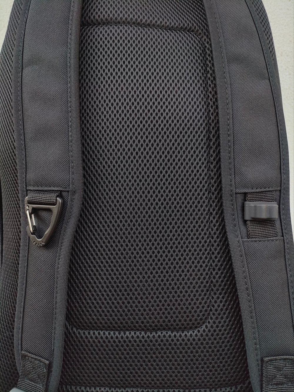 MOCHILA ERT BLACK IS BACK-PACK