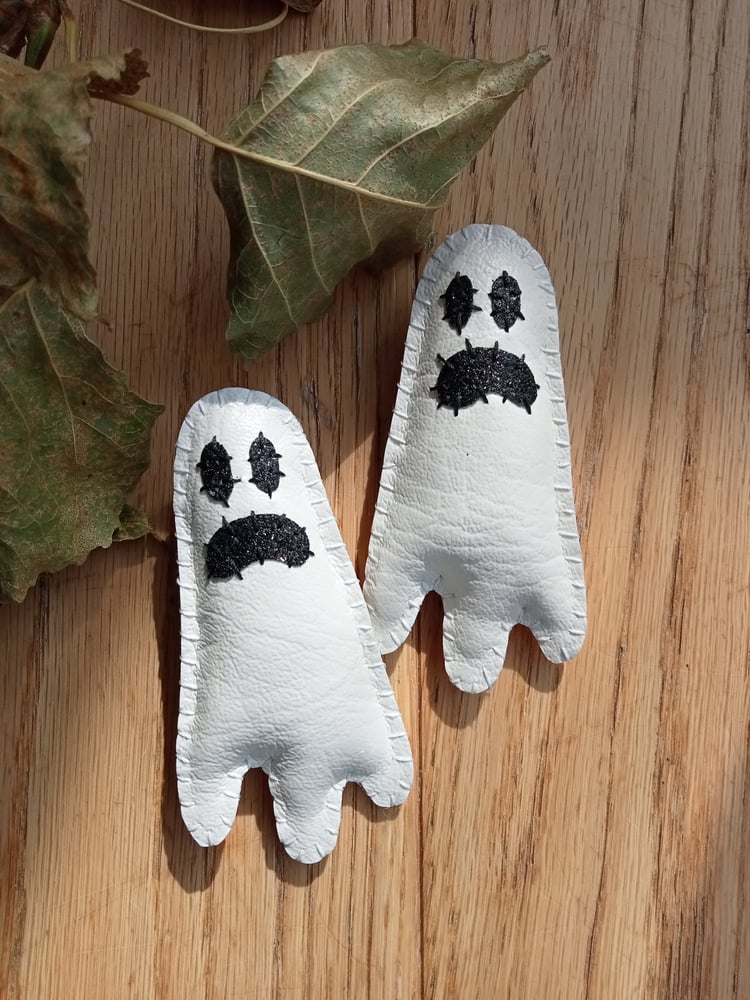 Image of Spooky Ghost Brooch