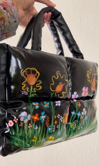 Image of custom puffer bag 