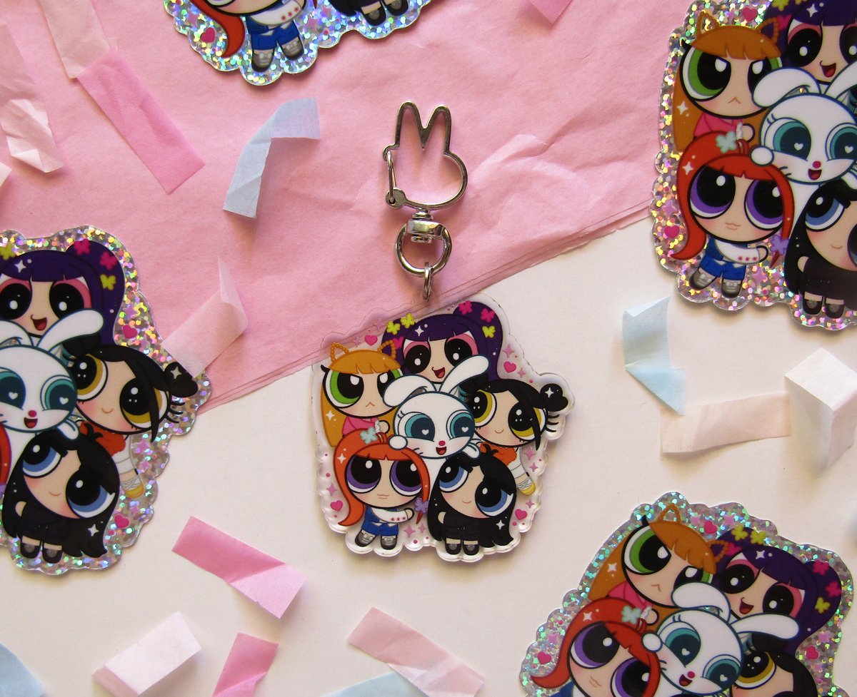 NEWJEANS KEYCHAIN + STICKER | LittleBeth