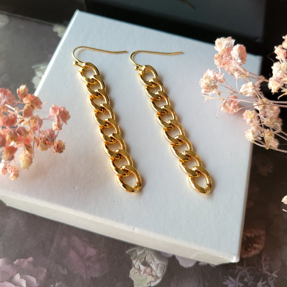Image of Chain Drop Earrings