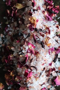 Image 3 of 4 oz small Enchanting Bath Soak | Rose Blend | Handmade | Small batch