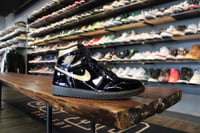 Image 1 of AIR JORDAN I RETRO HIGH OG "BLACK/METALLIC GOLD" *USED*