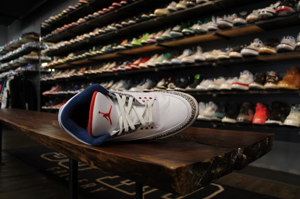 AIR JORDAN III RETRO OG "TRUE BLUE" *USED**