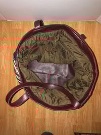 Image 3 of Quilted Nylon  Ski-Coat Reversible Messenger/Tote Bag, W/Cherry Leather  Accent & Handles