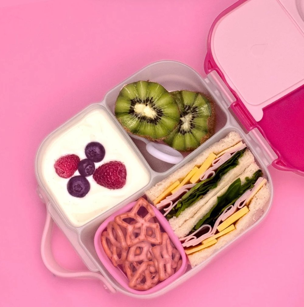 B. Box Barbie Lunchbox Mini