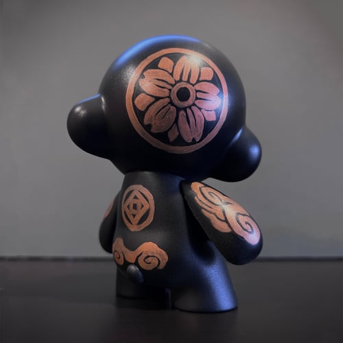 Image of MUNNY ORIENTAL BONES