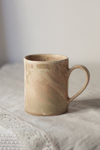 Image 5 of mug no. 2