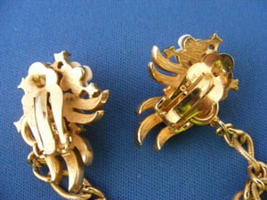 50s Trifari Sweater / Dress Clips Glass Flowers Detachable Chain