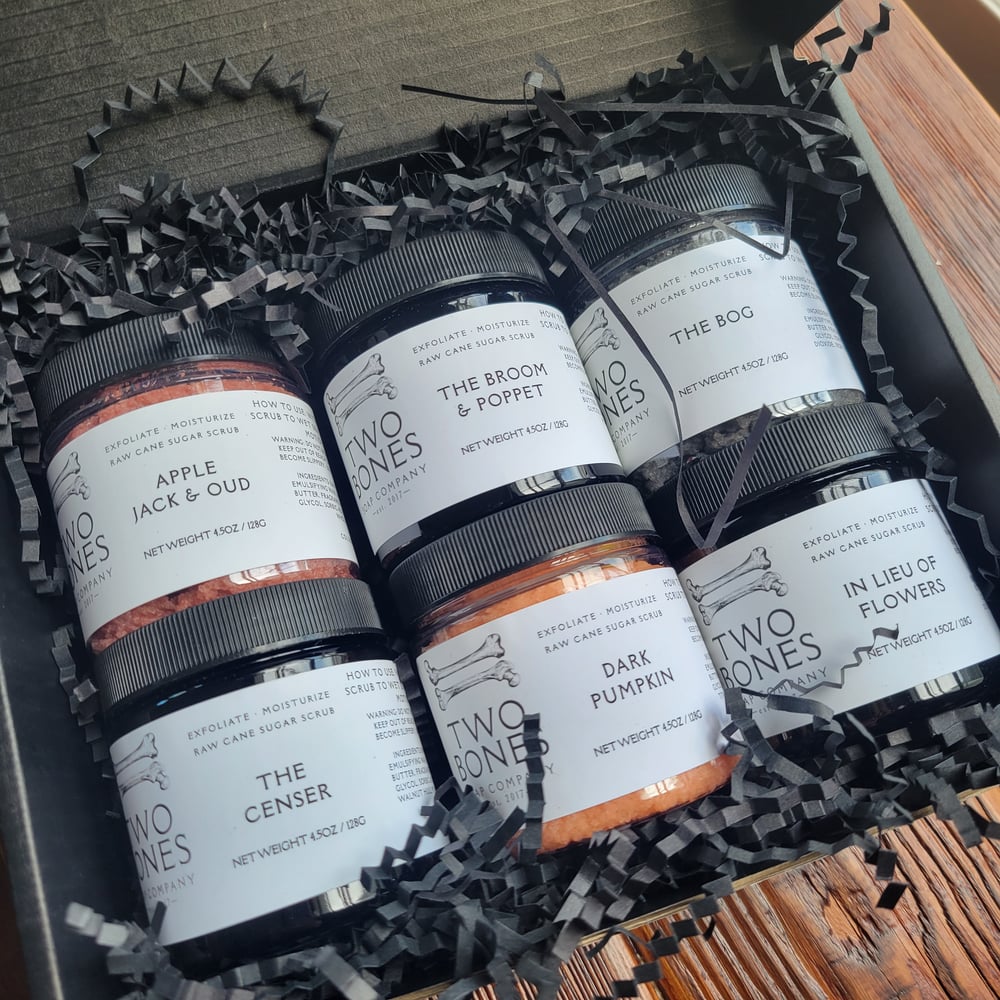 Image of Halloween Scrub Gift Set