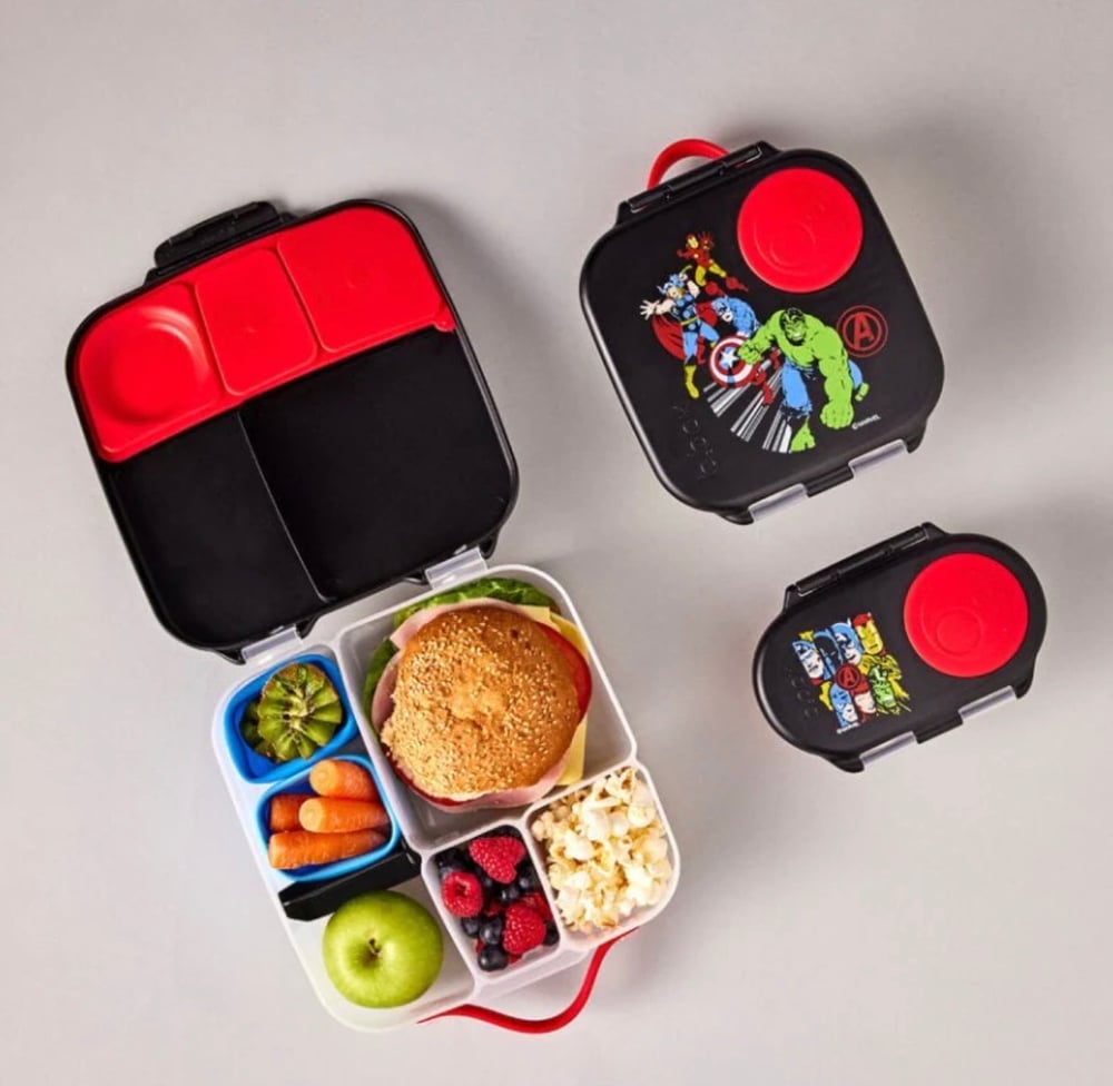 B. Box Avengers Lunchbox 