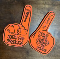 16 inch Fenton Tiger Foam Finger