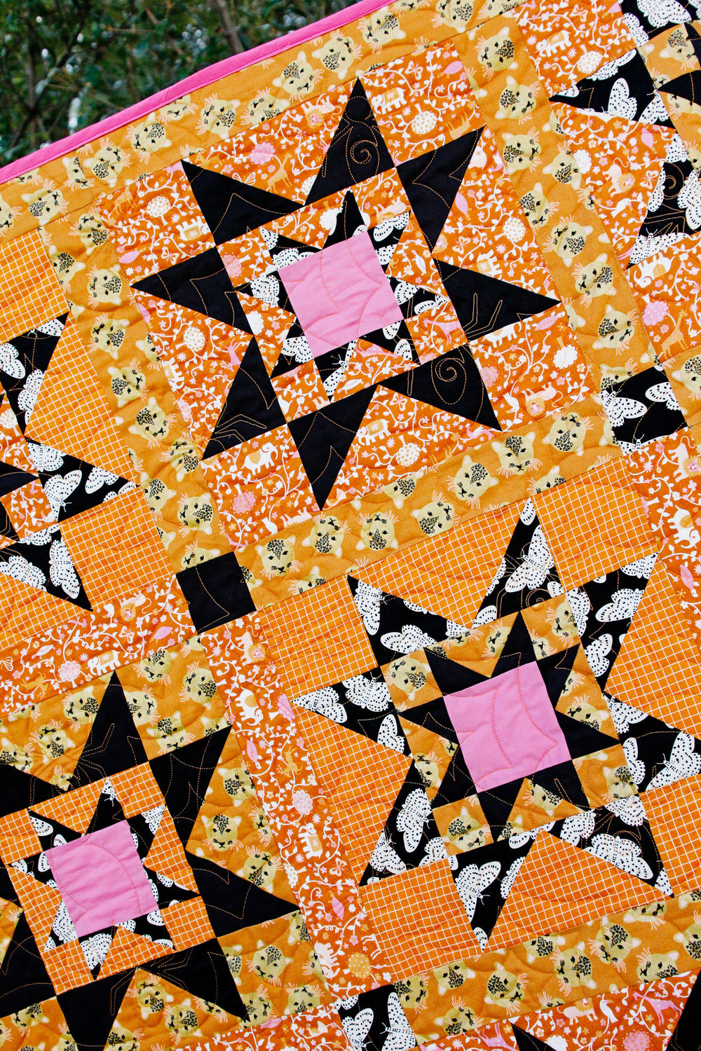 Image of the CORA quilt Pattern PDF
