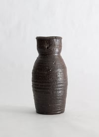 Image 2 of Vase sombre 
