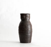 Image 1 of Vase sombre 