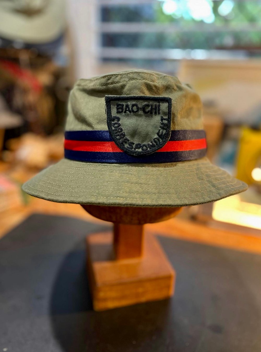 AWMS x PAPA NUI "THE CORRESPONDENT" BUCKET HAT 