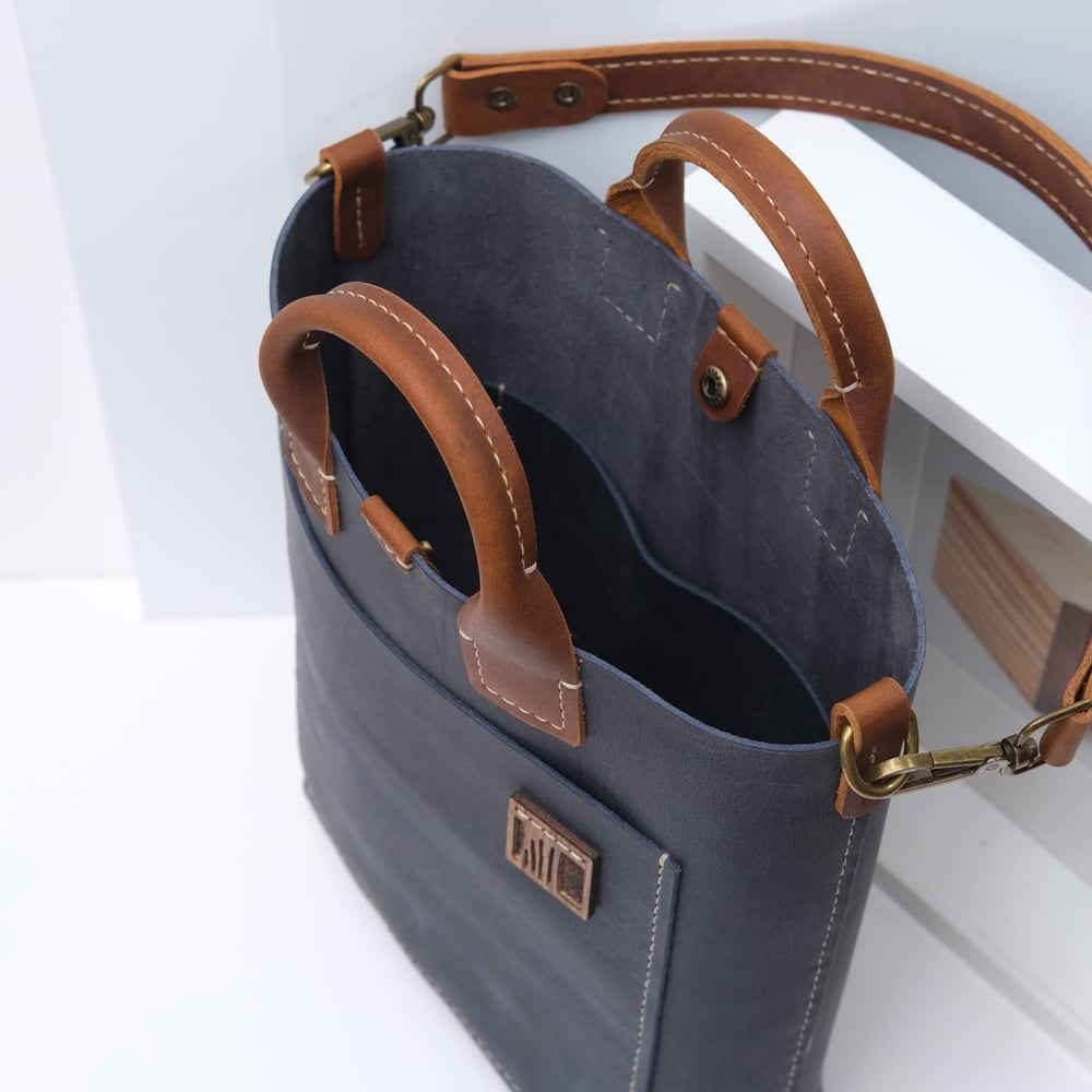 Image of Tall Two-way Tote small and narrow