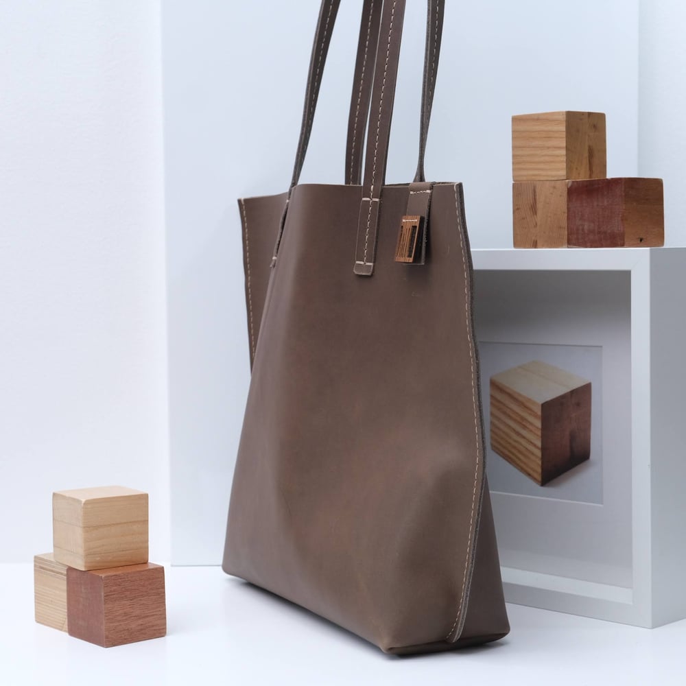 Image of Medium Mother Tote