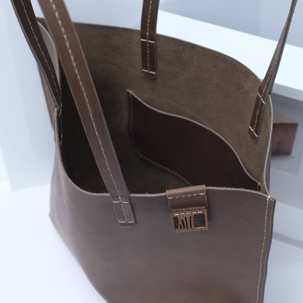 Image of Medium Mother Tote