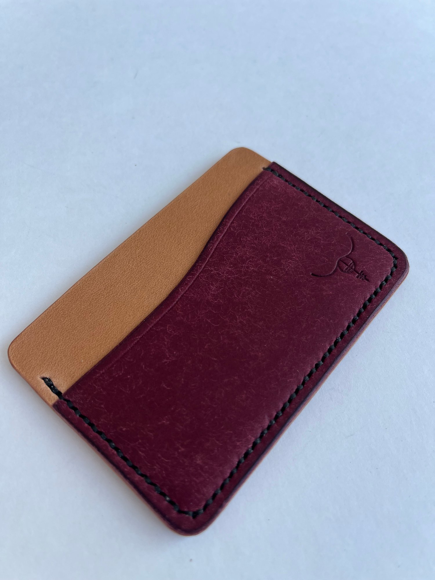 Image of Bordeaux Pueblo/Natural Vachetta Horizontal Cardholder 