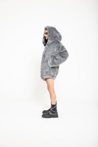 Image 2 of UNISEX GRAY LONG-HAIRED FAUX FUR COAT