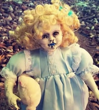 Image 4 of Gretchen Gothic Horror Zombie Creepy Artist Doll