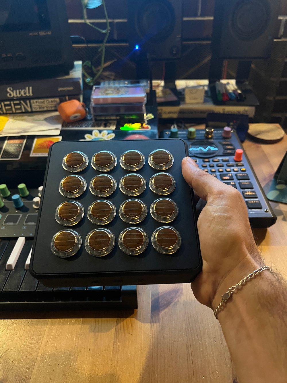 Midi Fighter Spectra - Black Gold (Limited Edition)