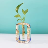 Image 2 of Sunny Coast Resin Class 'Personalized Plant Holder Workshop'