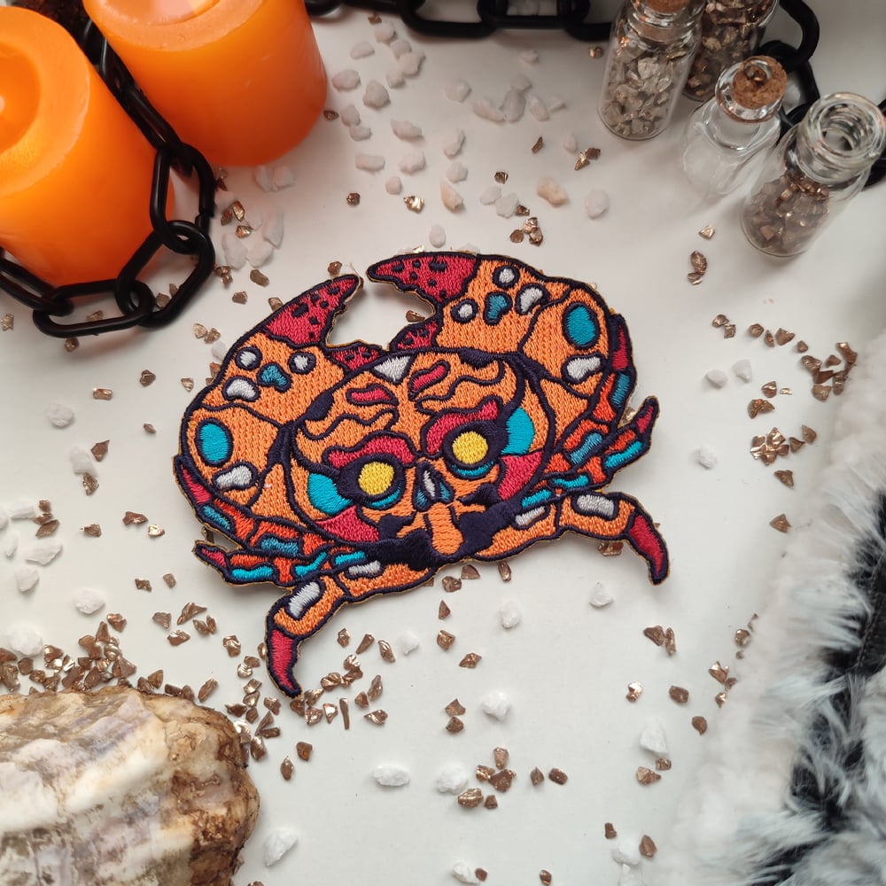 SKULL CRAB EMBROIDERY PATCH / IRON ON