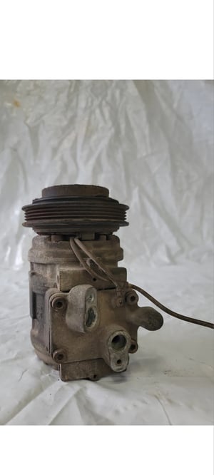 Image of 94-01 ACURA INTEGRA - B18b1 B18b HVAC AIR CONDITIONG AC COMPRESSOR PUMP OEM #154