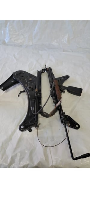 Image of 94 95 96 97 98 99 00 01 acura integra oem passenger seat rail adjuster