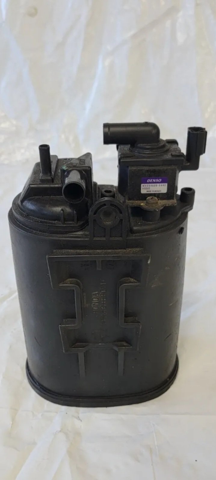 Image of 98-01 Honda CRV Fuel Gas Evap Charcoal Canister Vapor Emission Tank OEM 5707