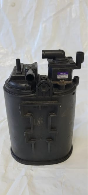 Image of 98-01 Honda CRV Fuel Gas Evap Charcoal Canister Vapor Emission Tank OEM 5707