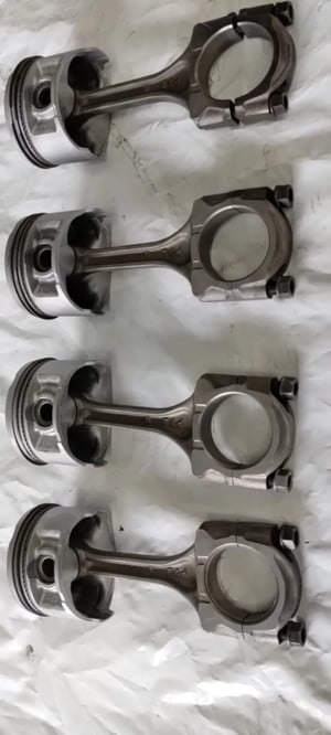 Image of 94-01 acura integra GSR pistons w/ rods b18c1 USDM 95 96 97 98 99 00 