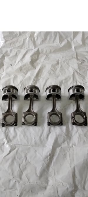 Image of 94-01 acura integra GSR pistons w/ rods b18c1 USDM 95 96 97 98 99 00 